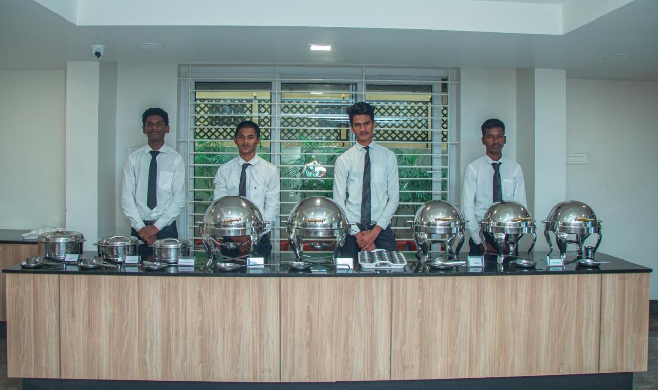 Park Avenue Suites Coimbatore Zewnętrze zdjęcie