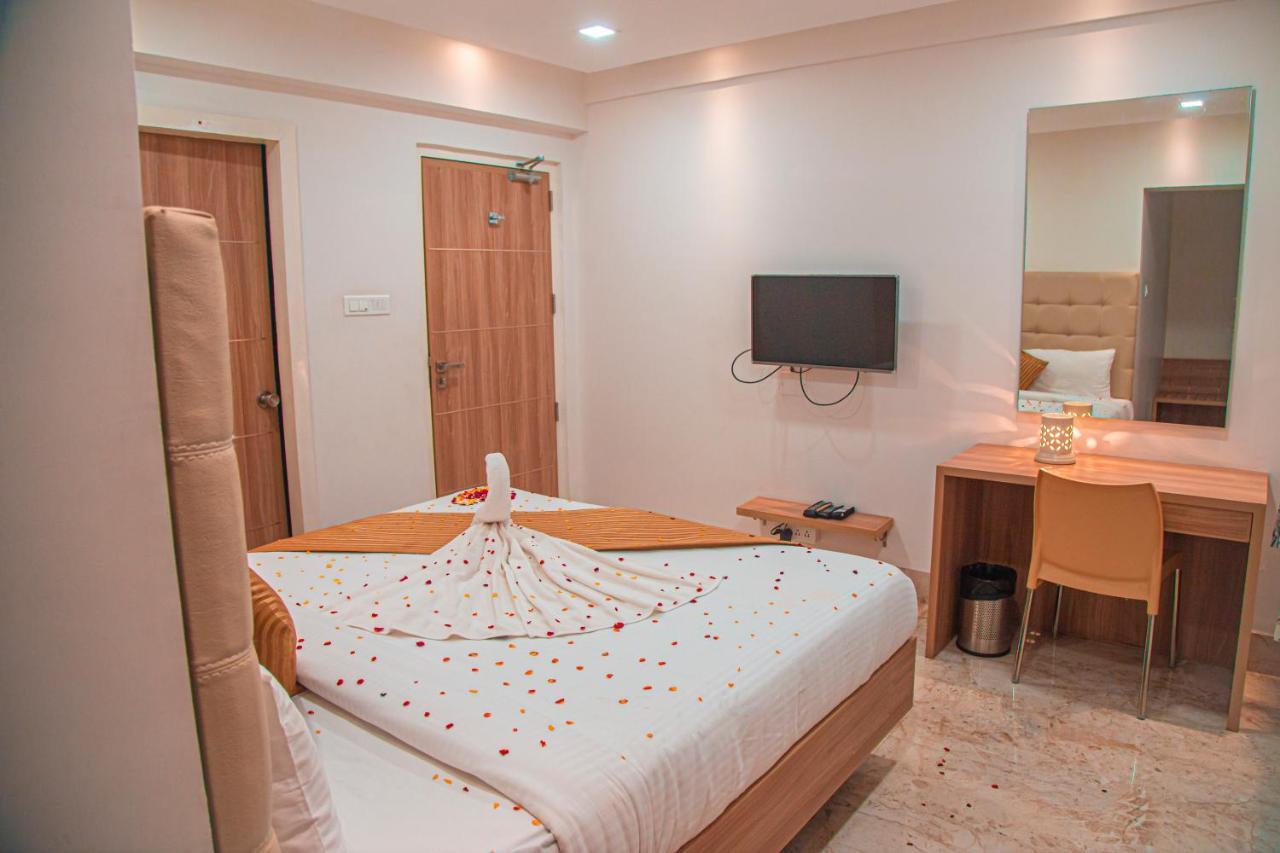 Park Avenue Suites Coimbatore Zewnętrze zdjęcie